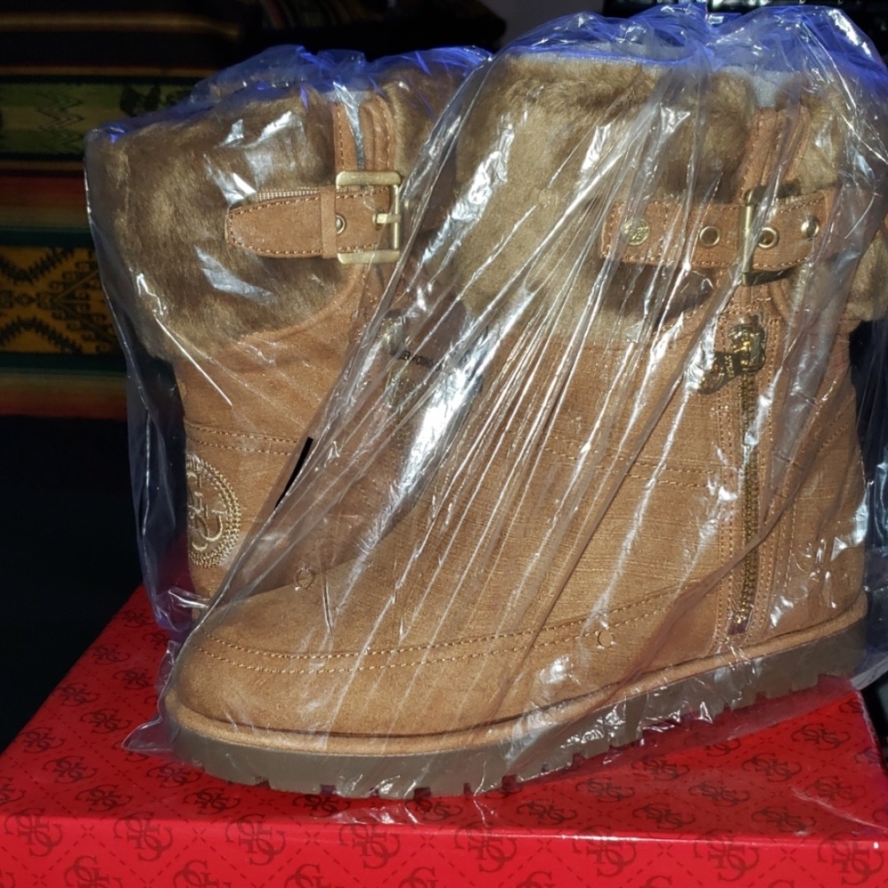 Guess Booties - Picture 8 of 8